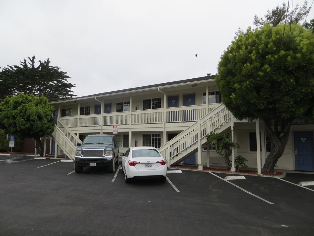 Fisherman'S Cove Inn Monterey Eksteriør bilde