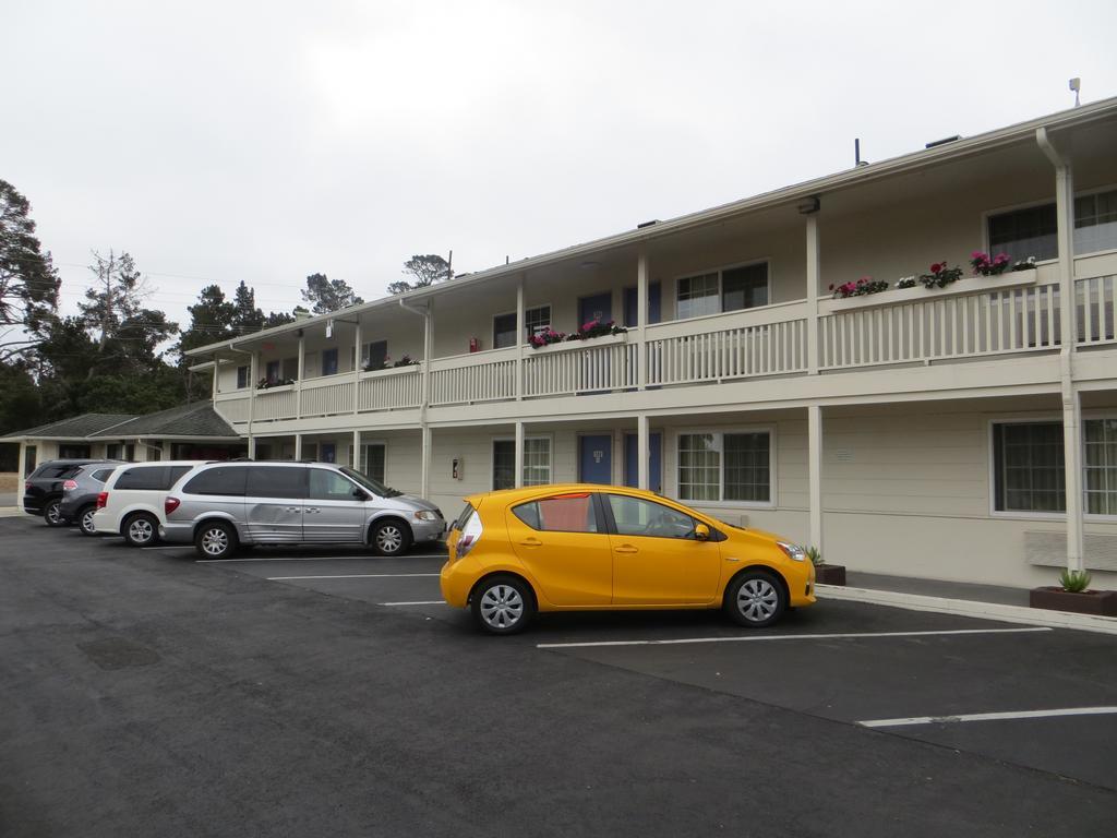 Fisherman'S Cove Inn Monterey Eksteriør bilde